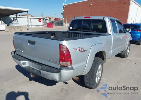 2005 Toyota Tacoma Base V6 из США, поврежденный, VIN 5TEUU42N05Z061099